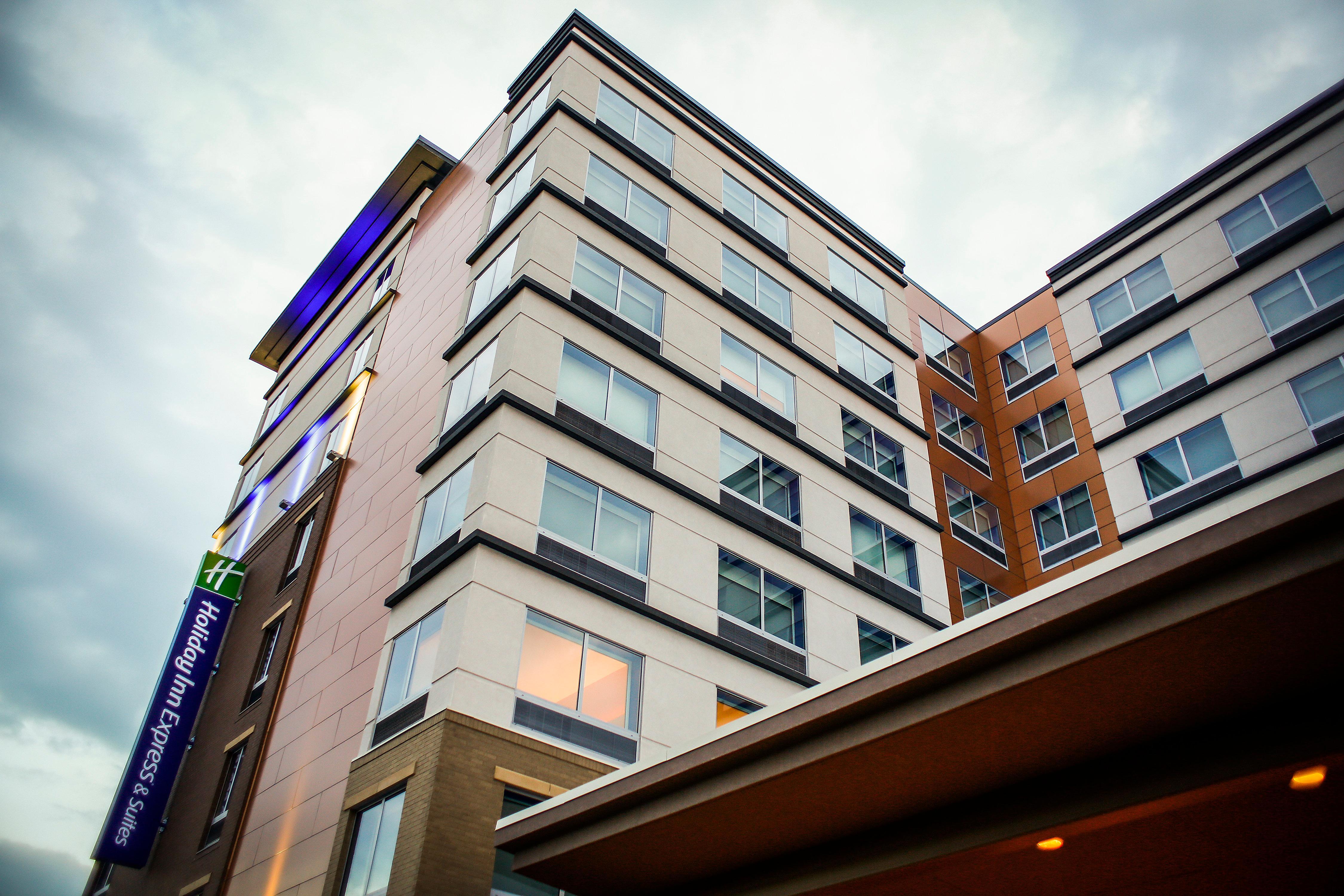 Holiday Inn Express & Suites Downtown Louisville By Ihg Zewnętrze zdjęcie
