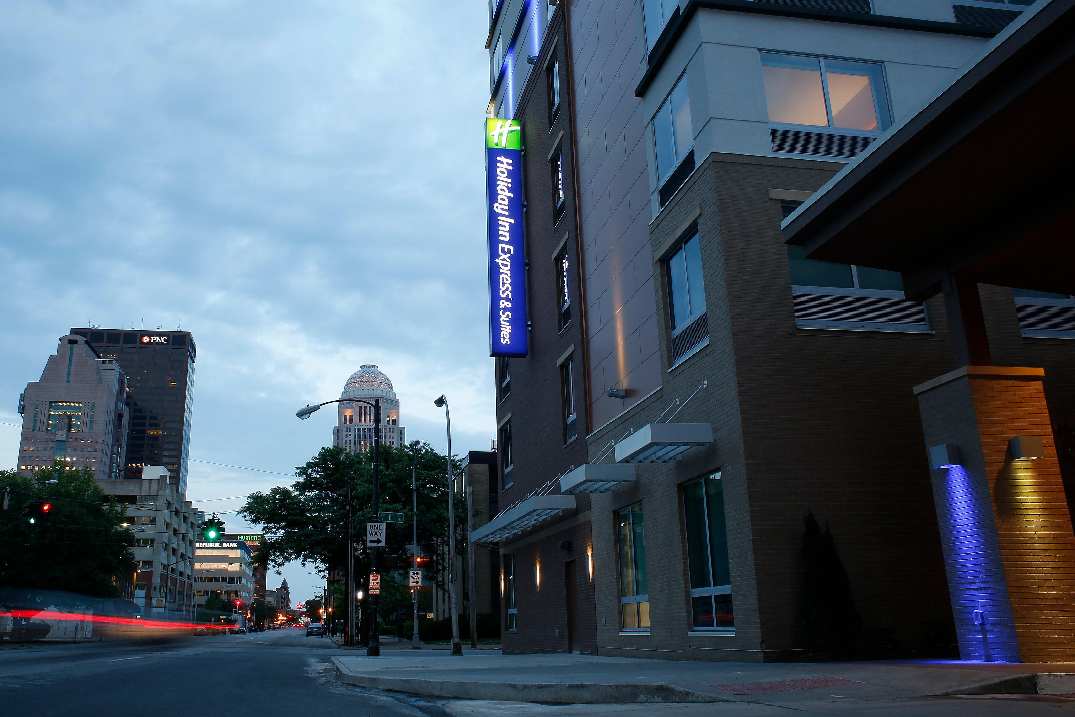 Holiday Inn Express & Suites Downtown Louisville By Ihg Zewnętrze zdjęcie