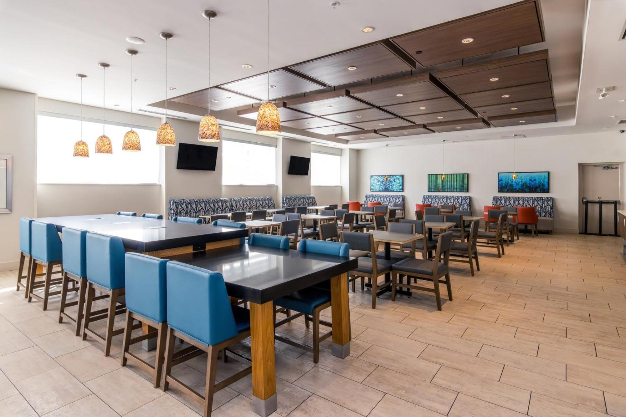Holiday Inn Express & Suites Downtown Louisville By Ihg Zewnętrze zdjęcie