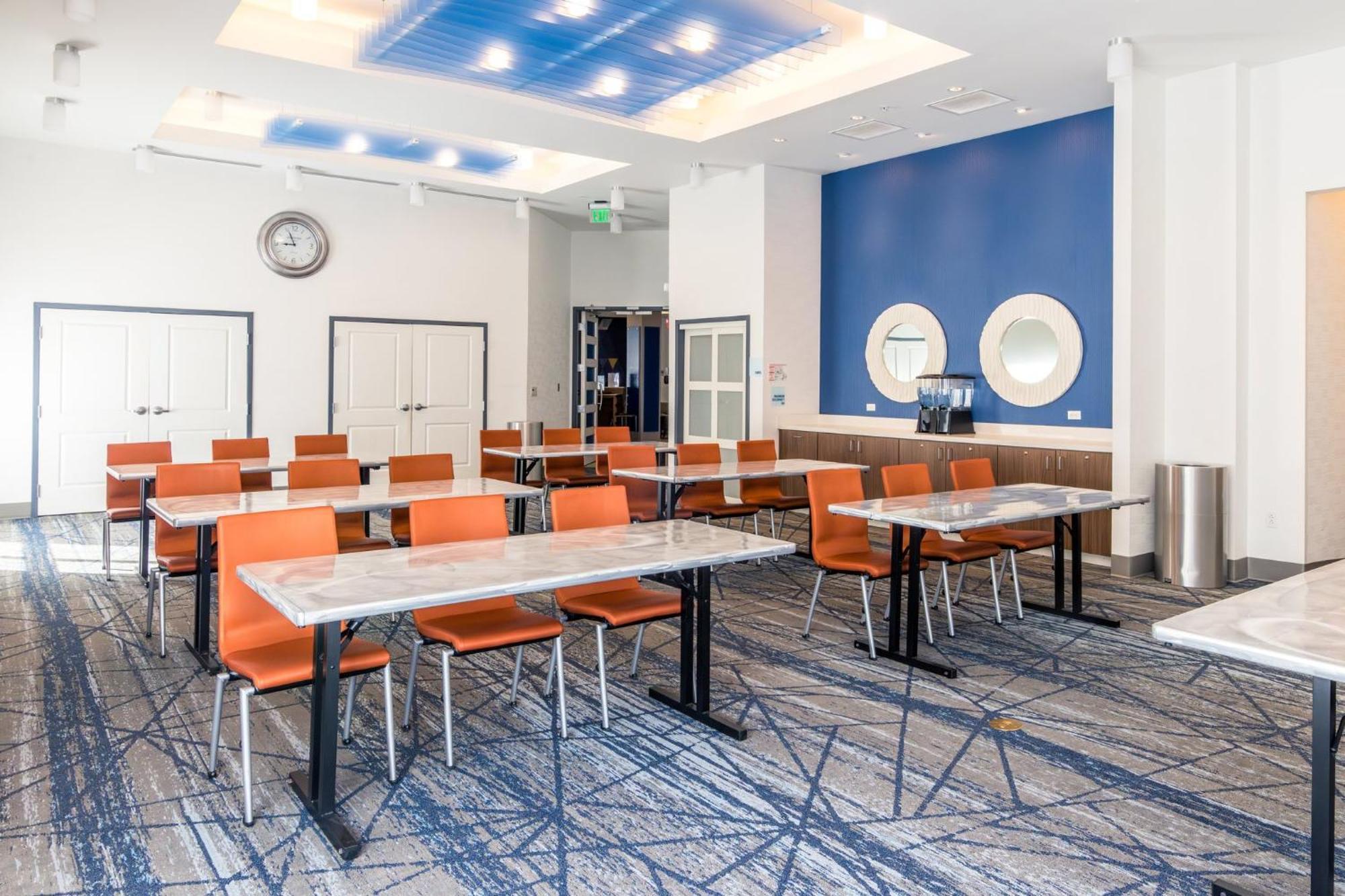Holiday Inn Express & Suites Downtown Louisville By Ihg Zewnętrze zdjęcie