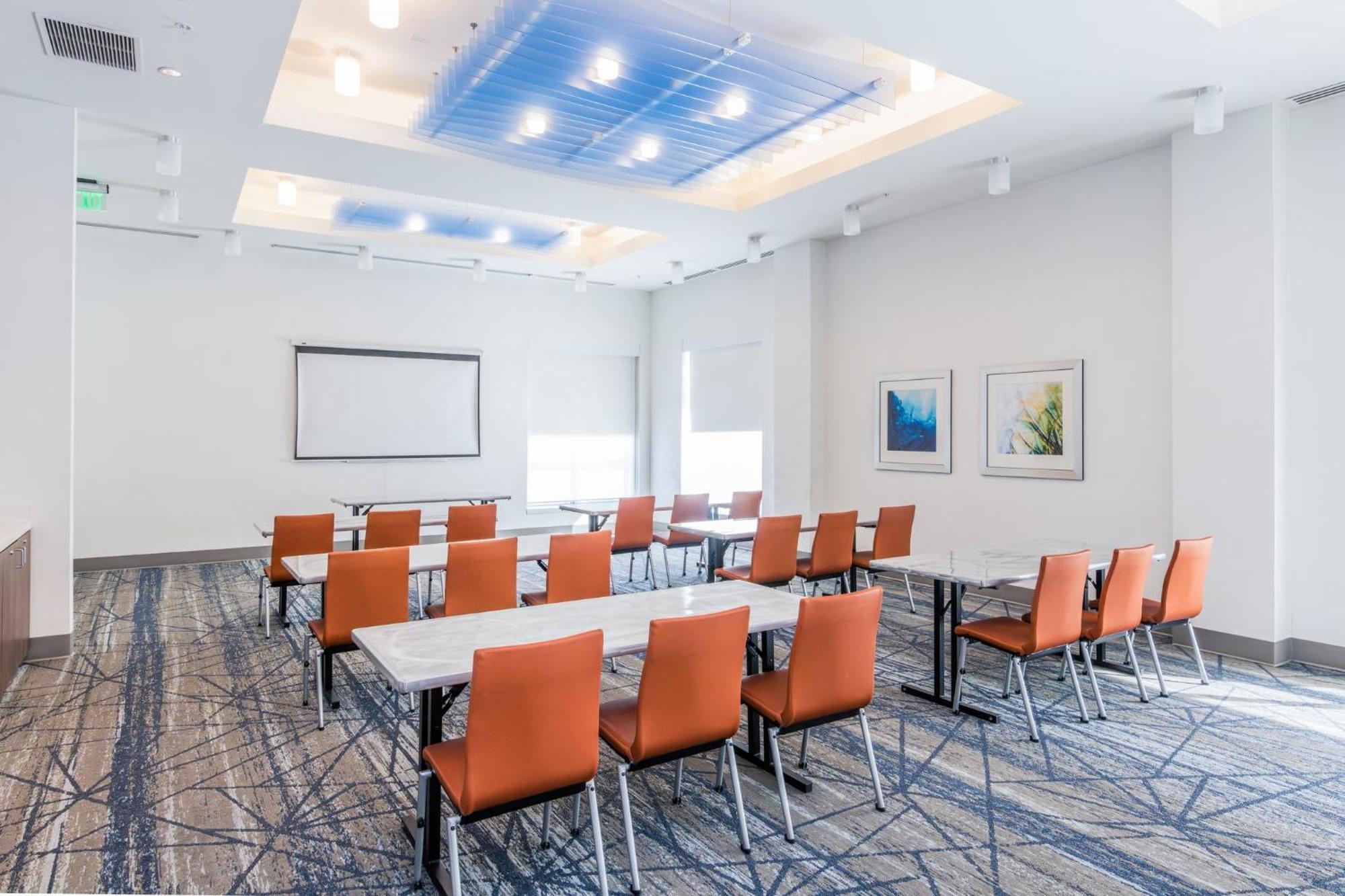 Holiday Inn Express & Suites Downtown Louisville By Ihg Zewnętrze zdjęcie