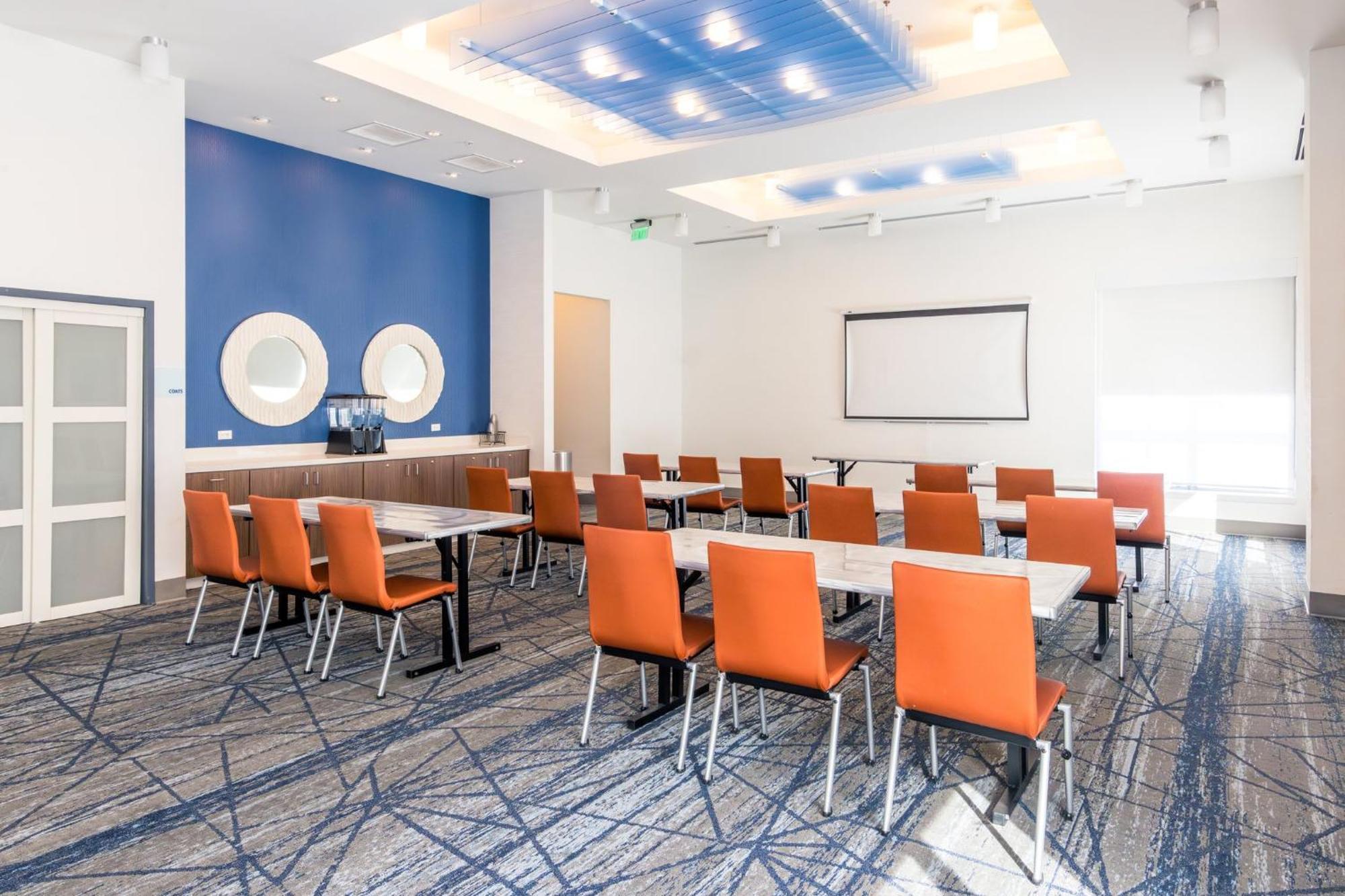 Holiday Inn Express & Suites Downtown Louisville By Ihg Zewnętrze zdjęcie